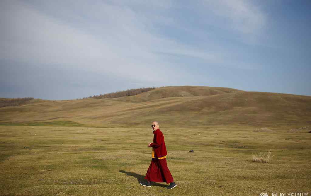 蒙古国的年轻高僧