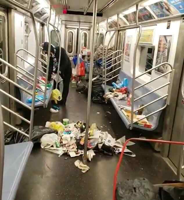 纽约最脏地铁车厢