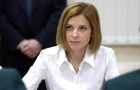 克里米亚前美女检察长纳塔利娅·波克隆斯卡娅证实离婚