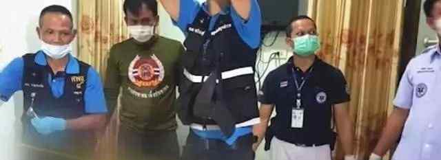 泰国14岁少女爱上59岁老师 穿校服相拥殉情