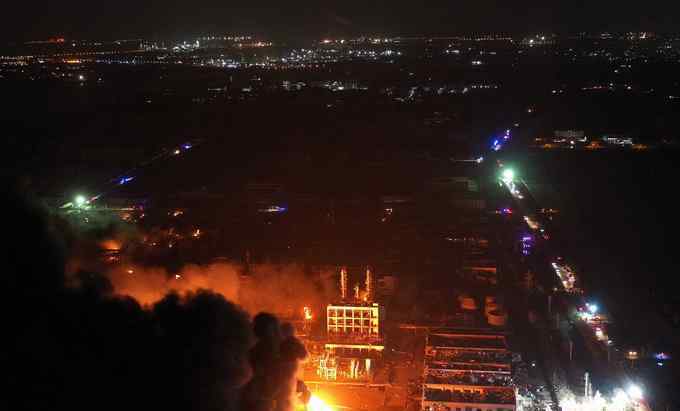 盐城化工厂爆炸事故 江苏盐城化工厂爆炸事故已致47死 相关人员已被公安机关控制