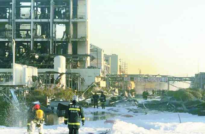 盐城化工厂爆炸事故 江苏盐城化工厂爆炸事故已致47死 相关人员已被公安机关控制