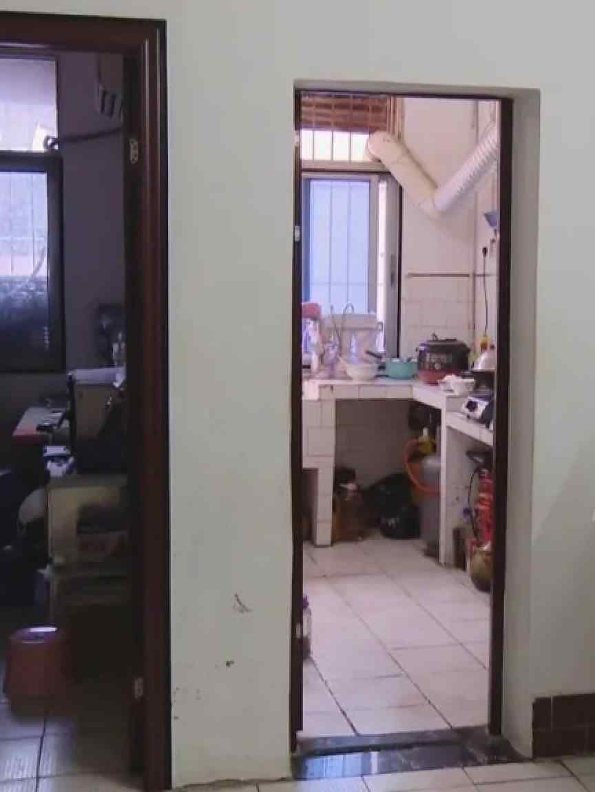 广州新闻第一现场 窗外三声惊雷！深圳一女子在家做饭未关窗被雷击倒，四肢烧伤严重
