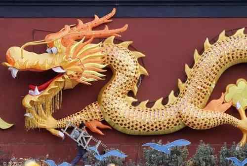 为什么属龙的不能戴玉 属龙适合佩戴玉还是黄金