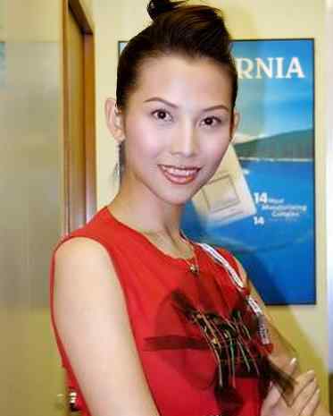 香港黎萱 何炅古天乐黎姿 盘点被极品家人拖后腿的明星