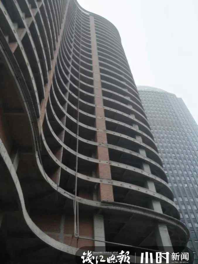 温州晚报大厦 杭城这栋著名在建大厦7亿起拍，背后是一位温州老板从巅峰跌落的人生