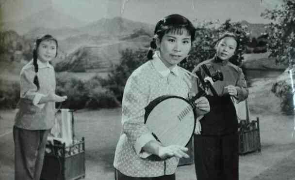 湖南出名的花鼓戏 她是湖南最有名的娭毑：21岁成名60岁走红 "火"了一辈子