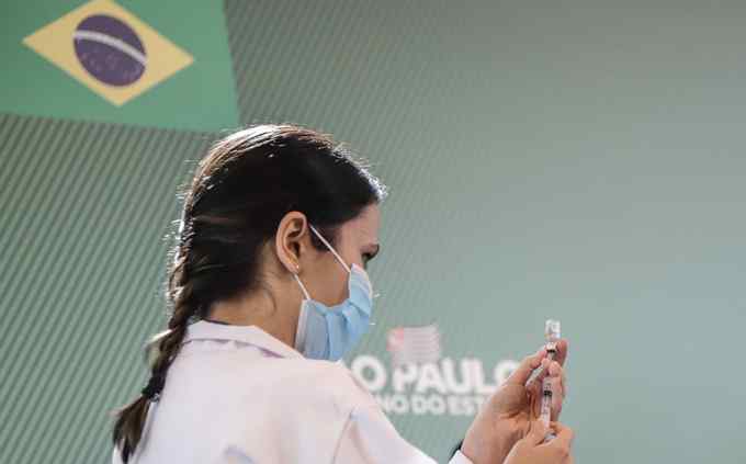 太粗心！因护士弄混药物 巴西数十名孕妇儿童被错打新冠疫苗