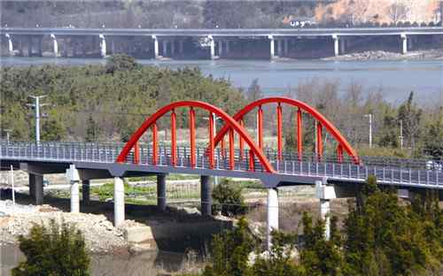 段潮 温州首座钢梁结构大桥G330鹿城段潮埠大桥试通车