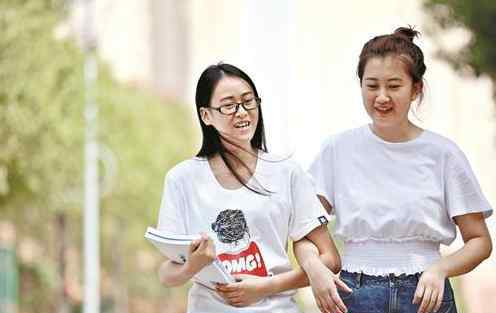 中国好同学 中国好同学！大学女生匿名资助贫困同学三年