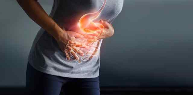 雷贝拉唑副作用太大 胃胀胃酸，长期吃雷贝拉唑，医生忠告：需注意5方面副作用