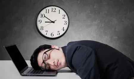 嗜睡是什么病的前兆 大病前兆都是嗜睡开始