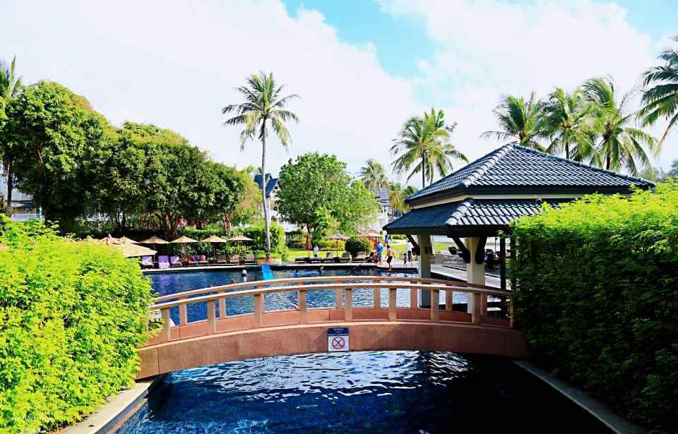 泰国最大的岛 泰国最大度假岛屿，风光秀丽，游客慕名而来，体验奢华度假酒店