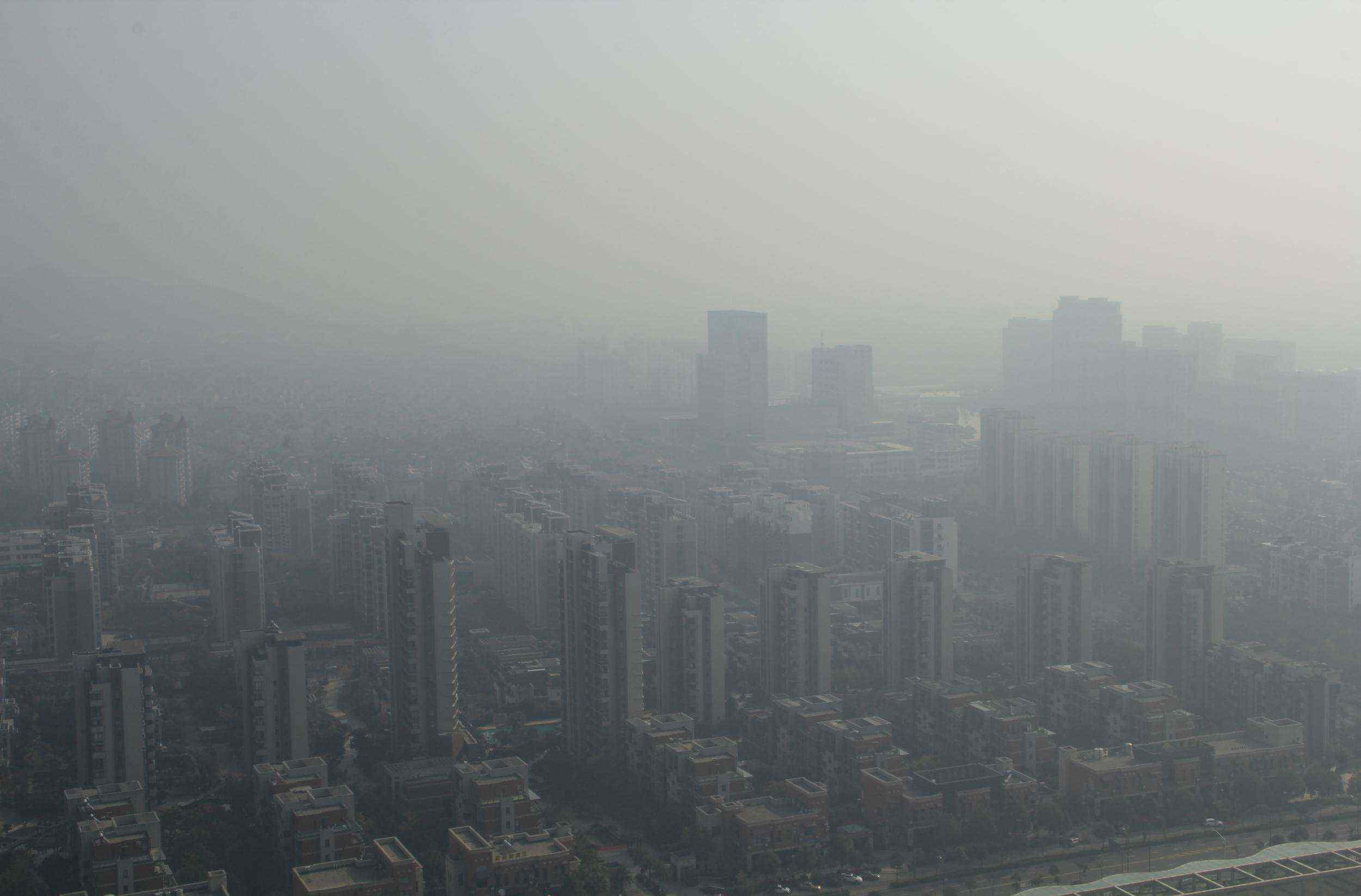 南京雾霾天气 南京未来三天天气：空气重污染持续 23日将有雨夹雪