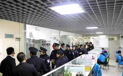 广州员工刚上班突现大批法警 背后真相让人震惊