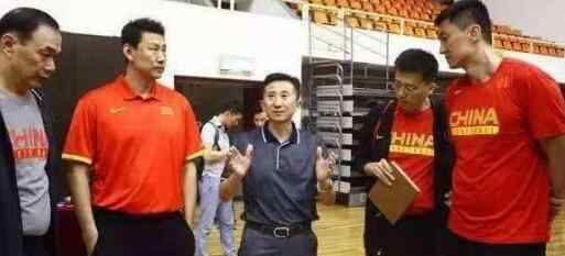 中国男篮年底合并 为什么合并原因何在？