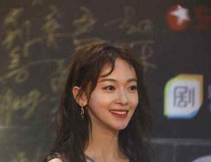 吴谨言甩飞戒指 原因是这样实在不忍直视