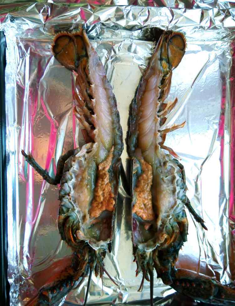 芝士焗龙虾 芝士焗龙虾的家常做法 芝士焗龙虾食谱简单做法