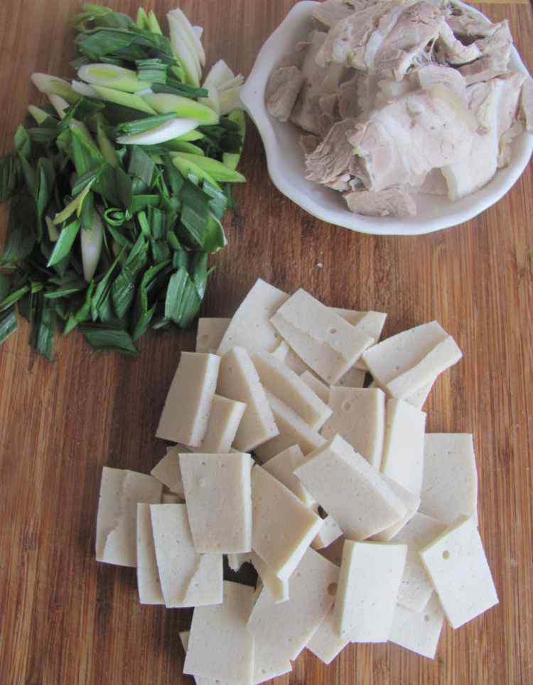 千叶豆腐怎么做 干锅千叶豆腐简单又好吃的做法 干锅千叶豆腐的做法大全