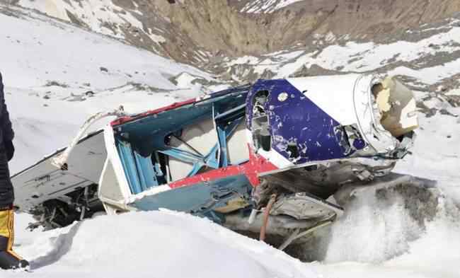 尼泊尔发现15年前坠毁的直升机残骸 对此大家怎么看？