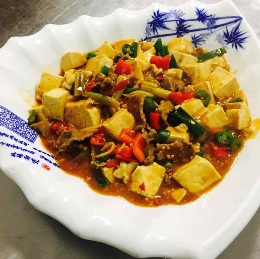 牛肉炖豆腐的家常做法 美食菜谱 牛肉烧豆腐