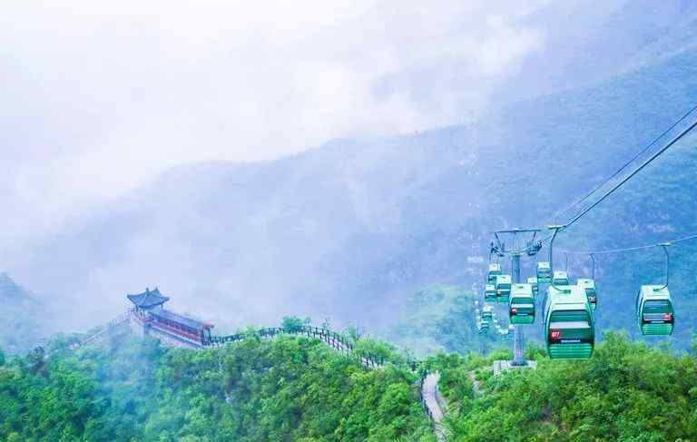 千灵山索道 咱丰台这个缆车索道近2公里，全北京最长，鸟瞰京城就来这