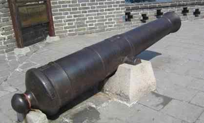 东方列强 火药是中国的发明，为何清朝却被西方列强完虐？这与一位千古圣君有关