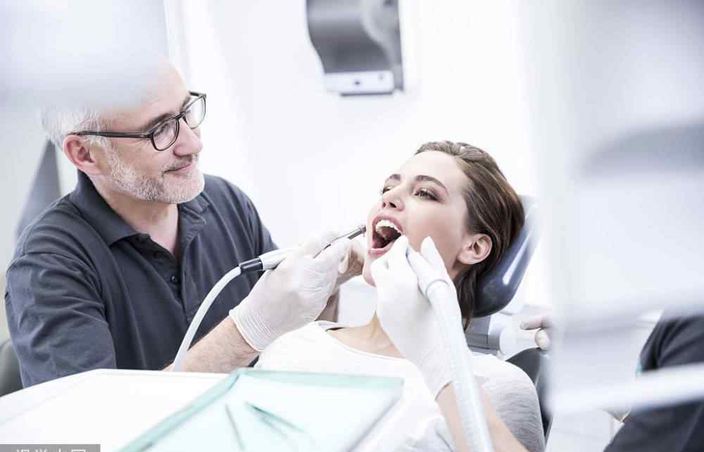 牙齿痛怎么治好 牙痛怎么办？用好这4个方法，牙痛不再来找你
