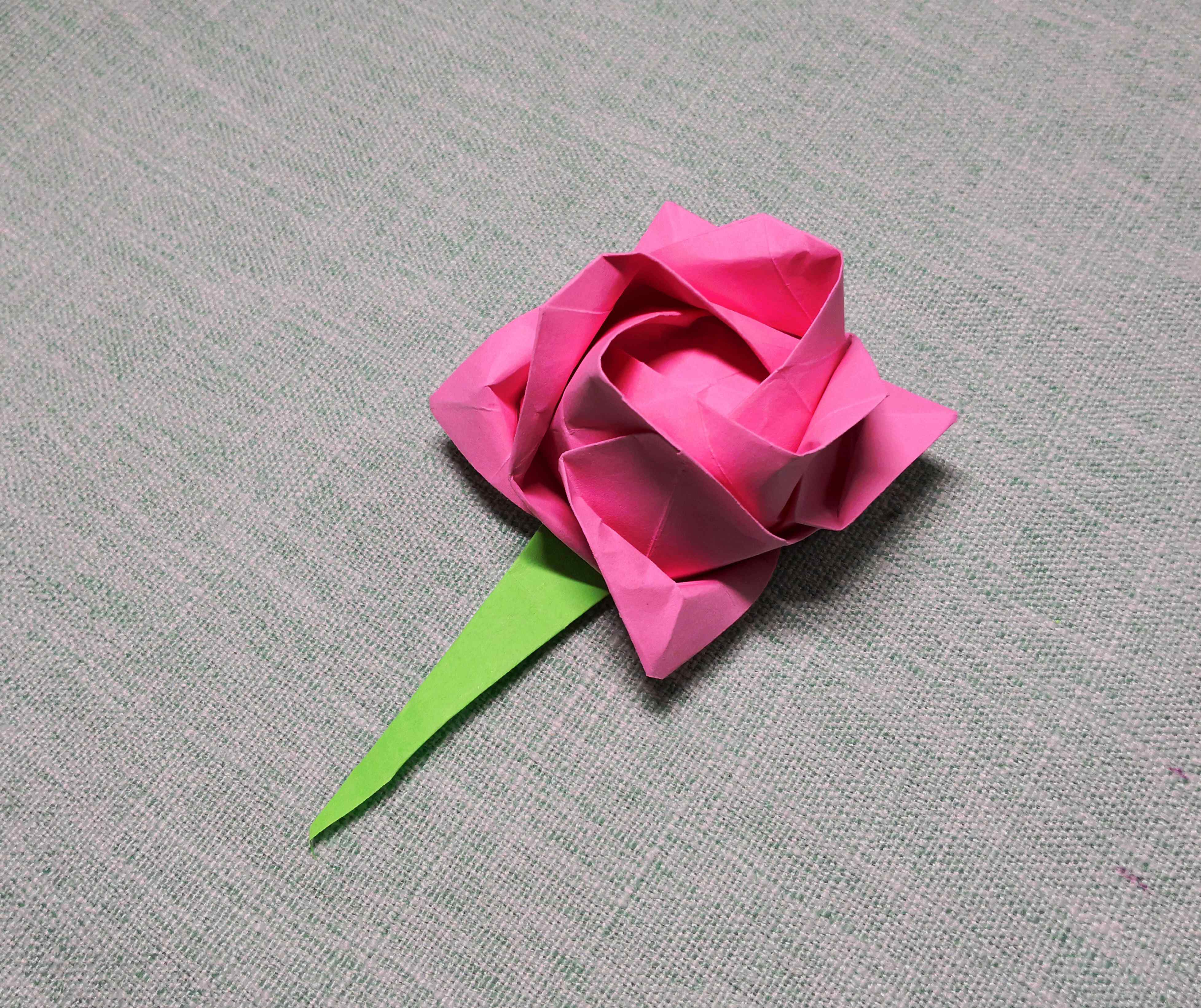 川崎玫瑰视频教程 川崎玫瑰超清详细折纸教程,适合新手的玫瑰花经典折法