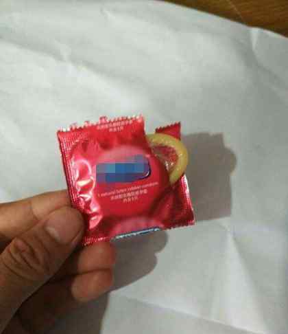 安全套的用法图片 避孕套的使用方法 真人演示