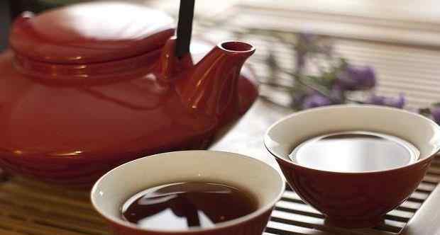 红茶养胃是真的吗 常说的红茶养胃、绿茶伤胃，这是真的吗？