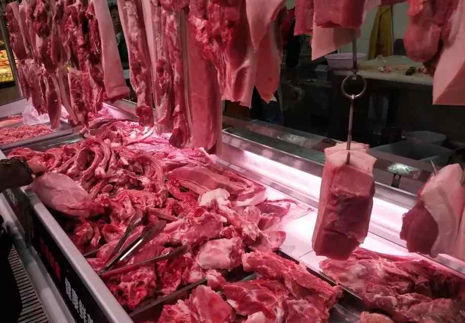 猪肉一斤价格 猪肉价格终于降价了，现在市场一斤猪肉多少钱？可别再买贵了