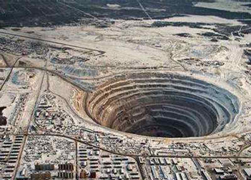 苏联挖的怪物飞到哪了 挖到地下一万米！钻井中不断出现诡异事件，苏联到底挖到了什么？