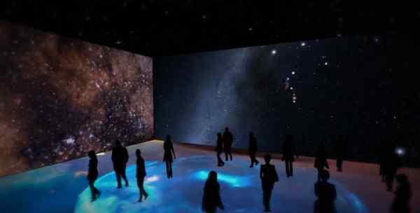 360星际世界 走近月球浪漫极致之地：360度沉浸式太空艺术大展登陆海心沙
