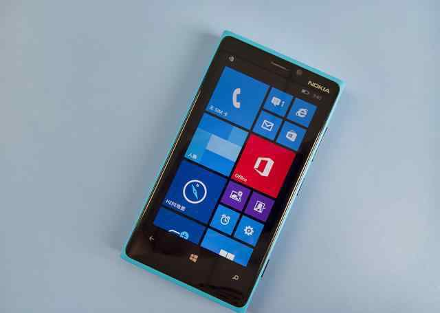 诺基亚920上市时间 诺基亚Lumia 920回顾：Windows Phone手机的巅峰之作