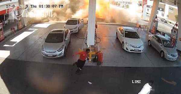 罗马加油站爆炸 恐怖！加油站油箱突然爆炸 火焰瞬间从地面窜出