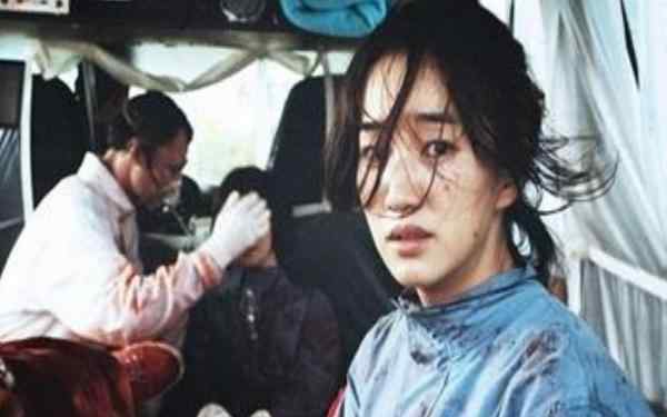 流感电影 韩国电影《流感》，豆瓣评分7.9分，人性与灾难的火花