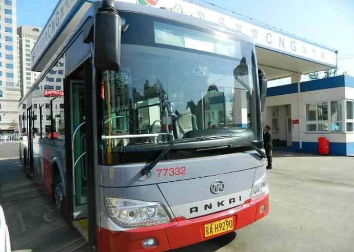 公交车司机一个月多少钱 北京公交司机工资收入多少？北京公交司机招聘条件解读