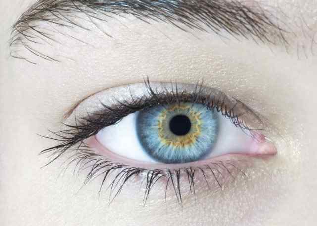 单眼皮是显性还是隐性 双眼皮是显性基因吗 这些方面你一定要了解