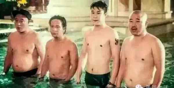 红浪漫 留几手:教你如何去红浪漫洗浴中心洗澡!文章配图
