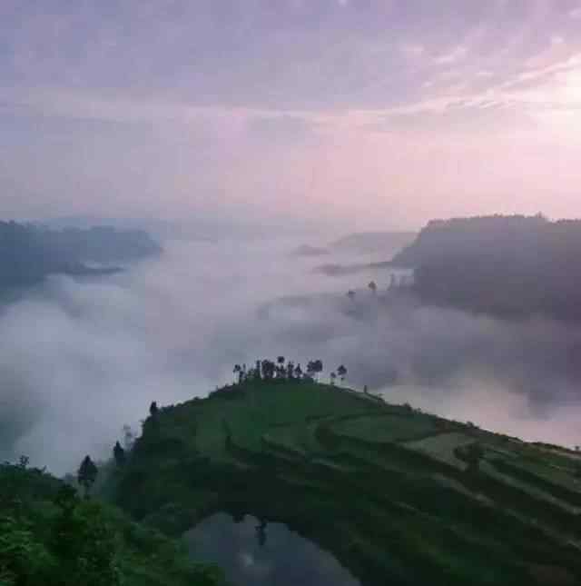 中国威远 中国十大最美乡村之一，威远骑龙坳