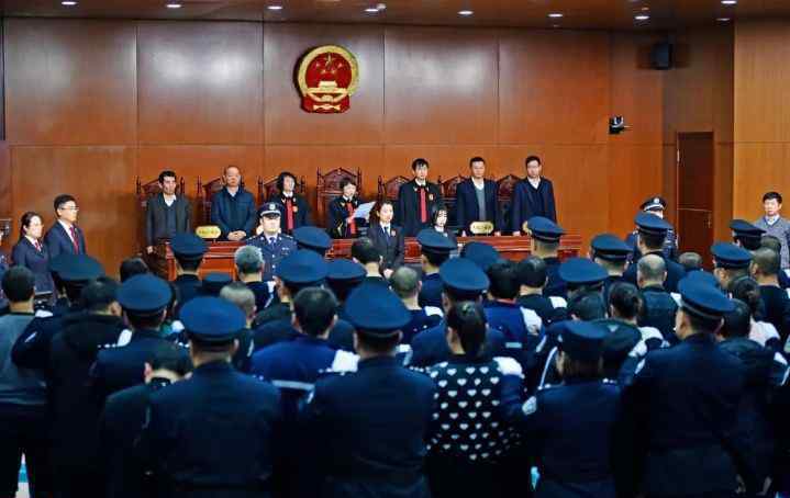 东港宋老六 重磅！丹东东港黑老大“宋老六"兄弟涉黑社会案一审公开宣判！