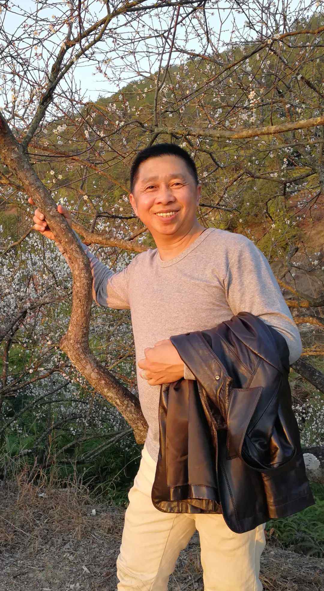 丁咛 厦门书法家王璧摘取“八闽丹青奖”金奖文章配图
