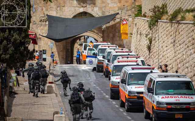 巴以在耶路撒冷圣殿山爆发冲突 目前已致200余人受伤 过程真相详细揭秘！