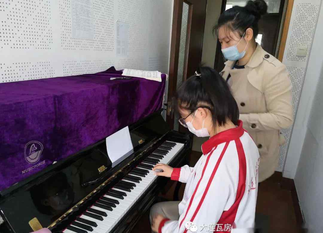 孙艺哲 瓦师钢琴教师孙艺哲寄语钢琴少年：宝贝向前冲！文章配图
