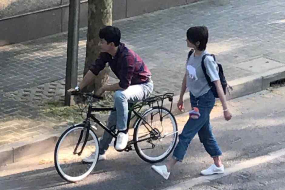 郑爽回归片场拍戏 微博放飞自我之后与罗晋搭档