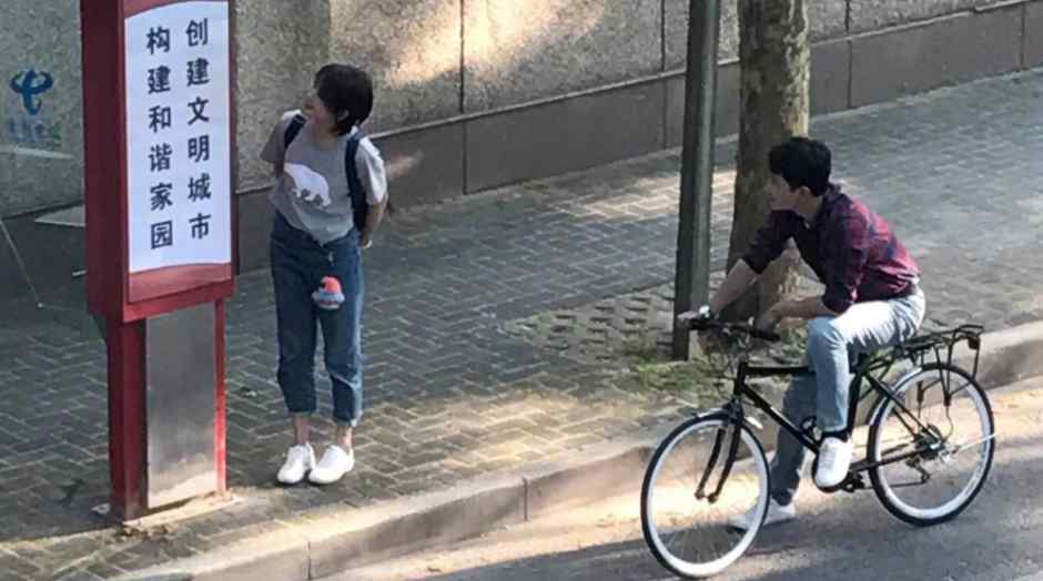 郑爽回归片场拍戏 微博放飞自我之后与罗晋搭档