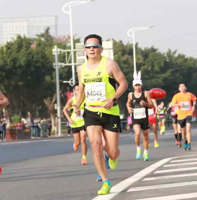 特步跑鞋 厉害了特步，马拉松跑鞋穿着榜综合排名中国第一!