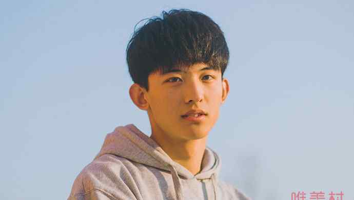 常华森 常华森是哪里人 长得很干净被称初恋脸原来是杭电校草文章配图