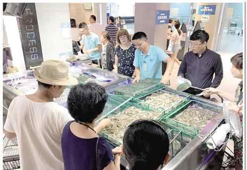 ＂未来商店＂里已挤满顾客文章配图